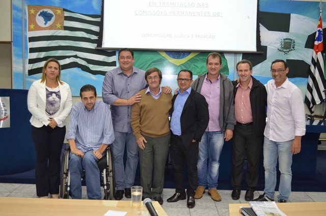 20161010_Vereadores com o senhor Antonio Celso Piconi, homenageado com a medalha do mérito Dr. Carlos José de Arruda Botelho